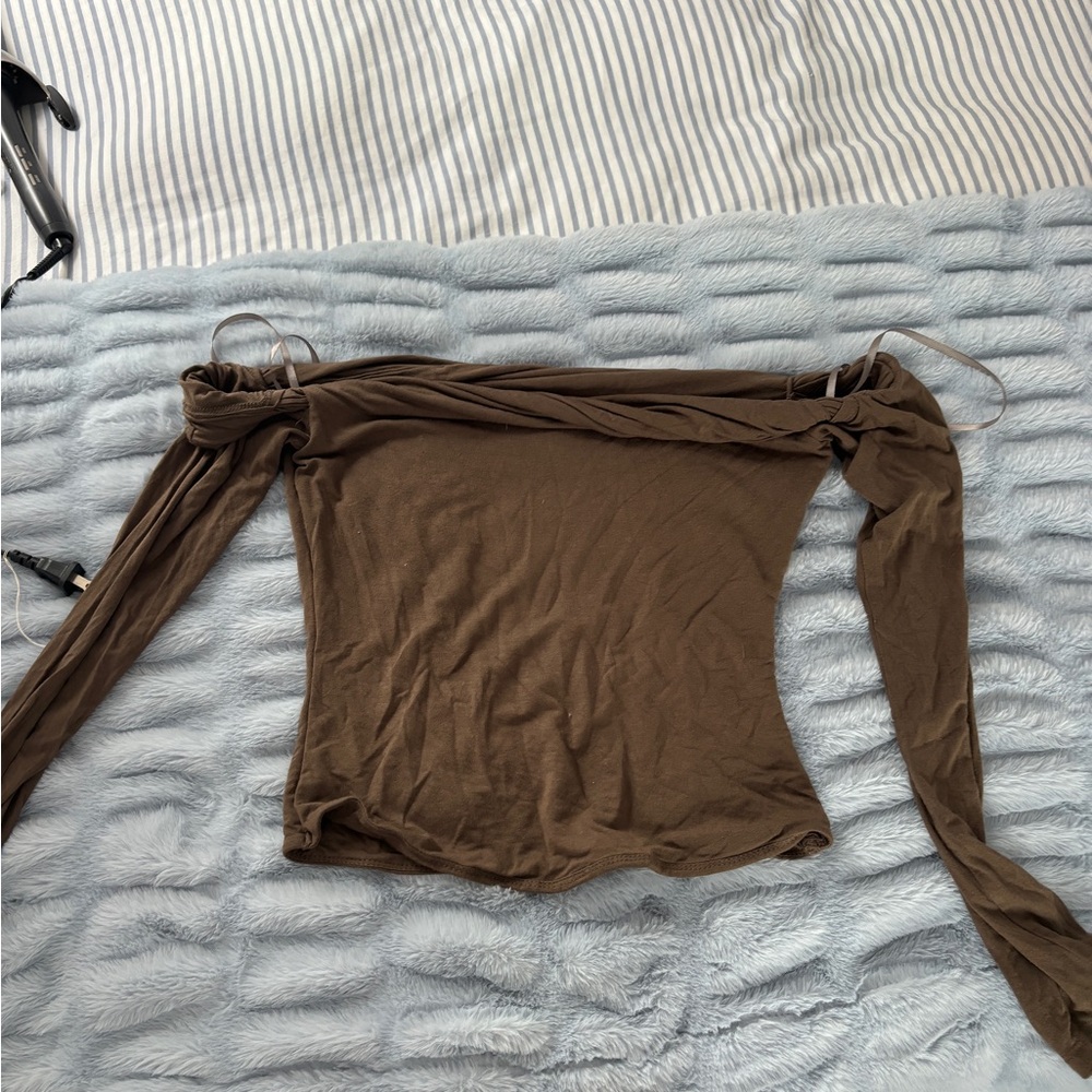 Dusky Long Sleeve Top Princess Polly - Picture 5 of 6